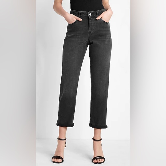 Express Ladies Mid Rise Black Boyfriend Jeans NWT Size 6 - Picture 1 of 9